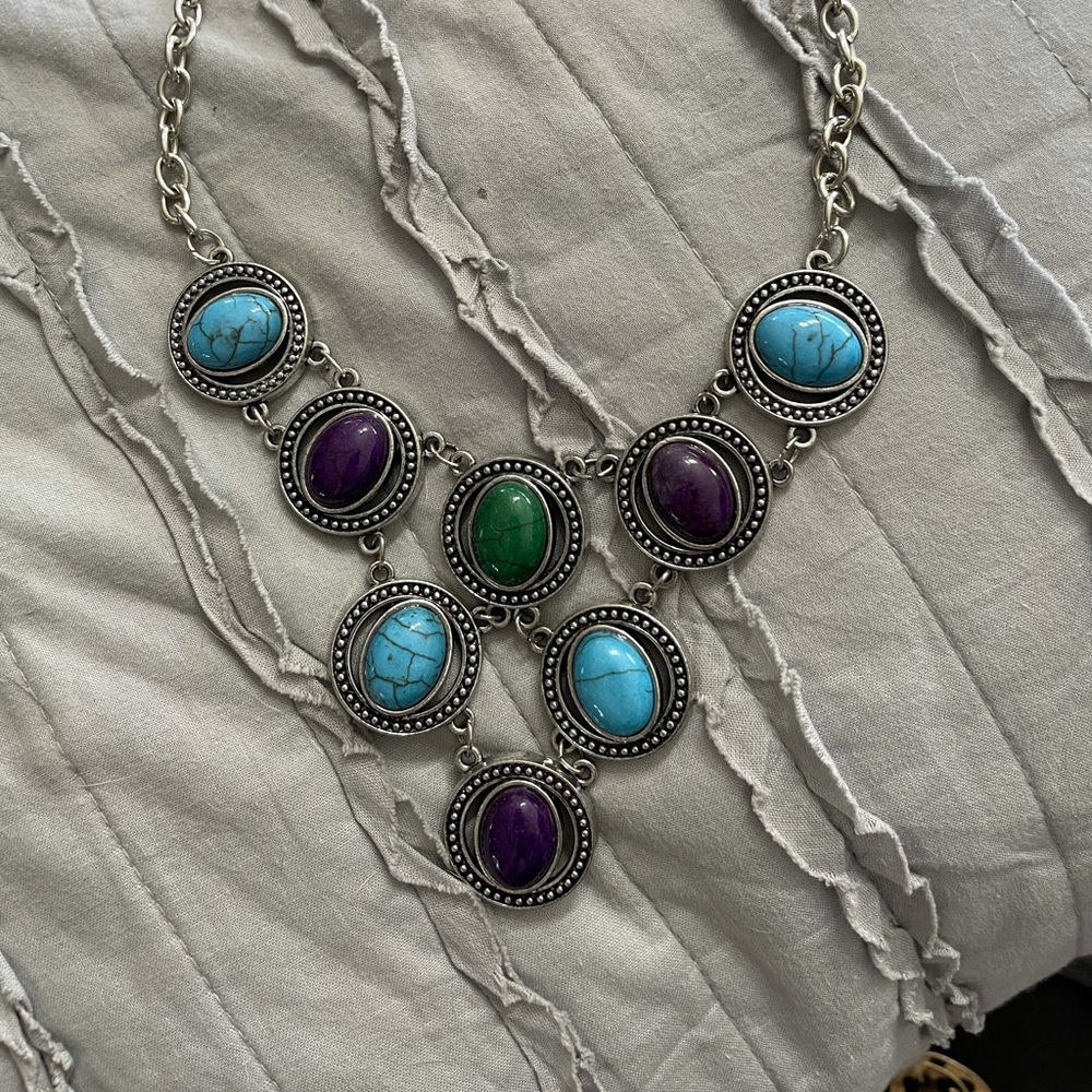 Statement piece necklace
